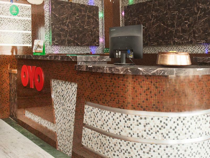 Oyo 343 Pop Life Hotel Banke 외부 사진