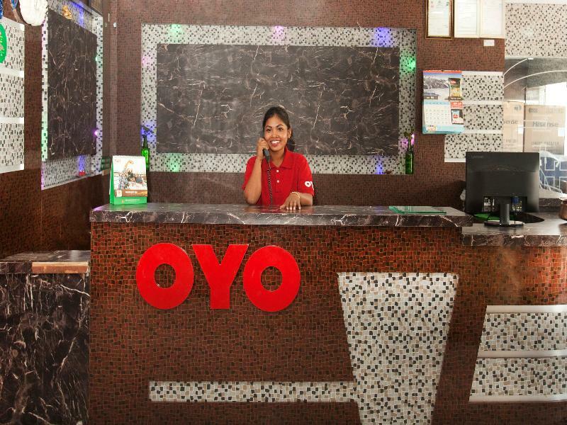 Oyo 343 Pop Life Hotel Banke 외부 사진