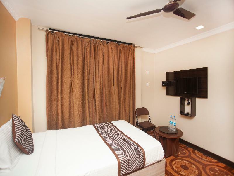 Oyo 343 Pop Life Hotel Banke 외부 사진