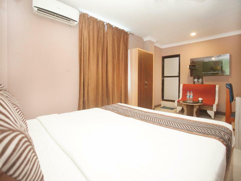 Oyo 343 Pop Life Hotel Banke 외부 사진